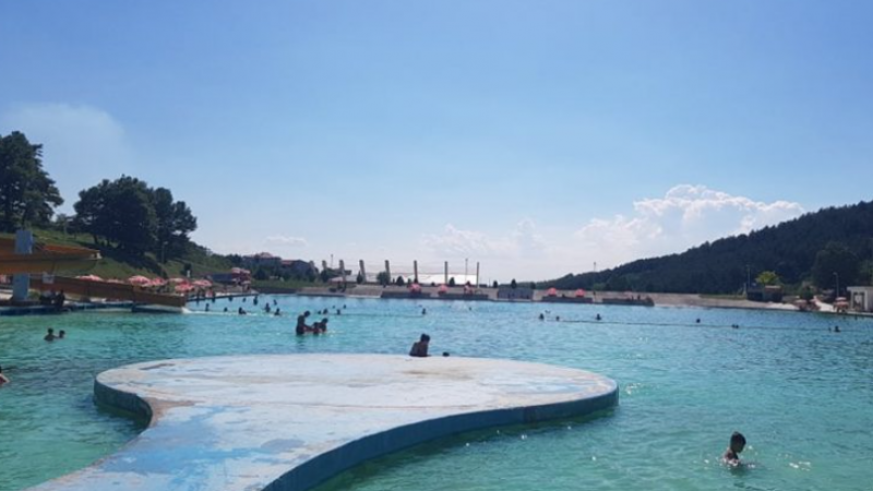 Uji i Gërmisë i pastër, hapet pishina pas analizave të IKSHPK’së
