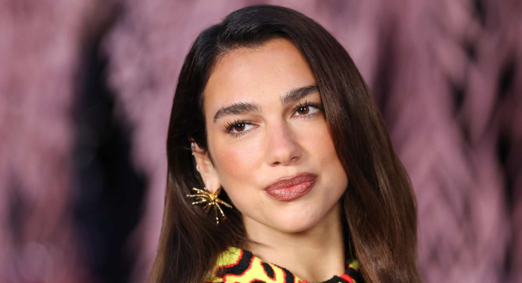 Dua Lipa ndihmon mjekët ukrainas