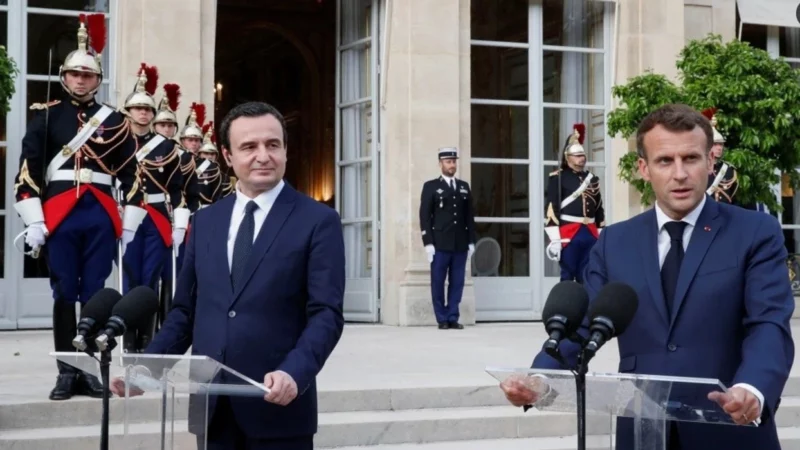 Shtohet trysnia: Edhe Macron i kërkon Kurtit respektimin e marrëveshjes së Ohrit