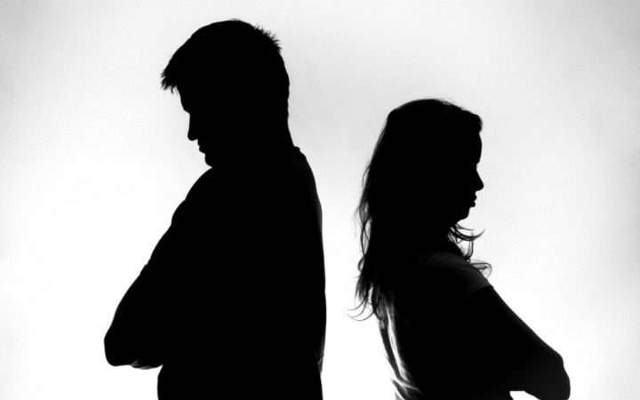 Këto janë pesë shenjat që trupi iu jep, kur marëdhënia e juaj me partnerin nuk po funksionon