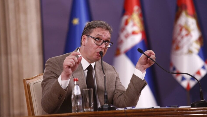 Vucic: S’e prisnim nga Trump që Vjosa Osmani të shfaqej si yll në Bordin e Paqes