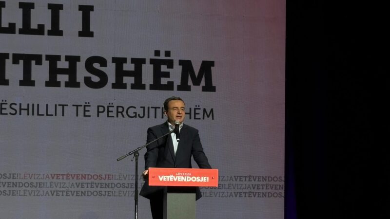 Kurti fillon fushatën përmend rritjen ekonomike