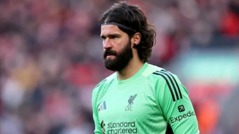 Pesë opsionet e Liverpoolit për të zëvendësuar Alissonin