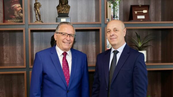 Hamza shton në listën e PDK’së luftëtarin e UÇK’së