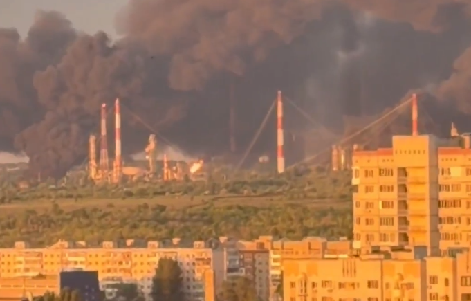 Ukraina bombardoi egër infrastrukturën e Rusisë