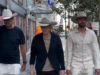 ‘Howdy there fellers’: Të çmendur pas Texas, jo vetëm tifozët – Klopp e Mueller shetiten si kauboj...