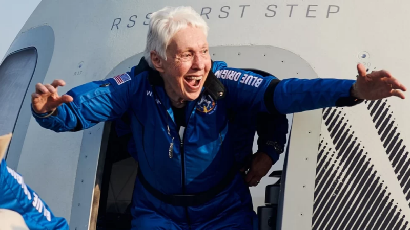 Vdes Wally Funk, gruaja më e vjetër që shkoi në hapësirë