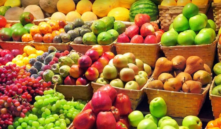 Temperaturat e larta, këto janë frutat që duhet të konsumoni në këto ditë