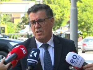 Haziri: Emri i Bekim Sejdiut për president �...