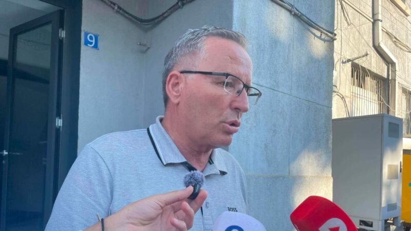 Pas mbledhjes së PDK’së, Hamza: Kurti s’po tregon vullnet për t’i dhënë Kosovës institucione