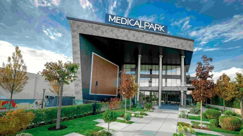Dështimi i pronarëve të Medical Park Kosova: Shkuan me bujë në Budapest, u tërhoqën për shkak të humbjeve