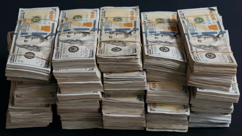 Dhurata e ditëlindjes që ia ndryshoi jetën: I dhuruan biletë lotarie, burri fiton 1 milion dollarë